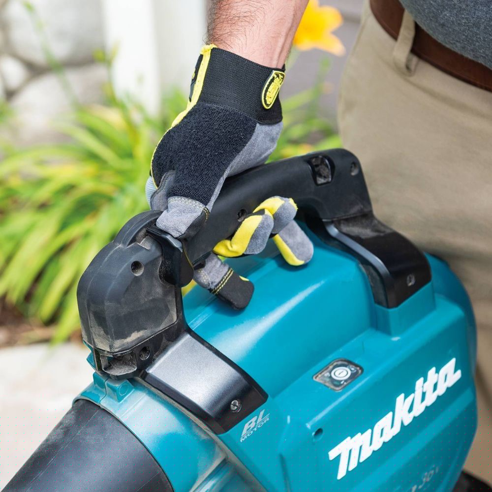 Makita XBU04ZV 36V (18V X2) LXT Brushless Blower with Vacuum Attachment Kit (Tool Only)
