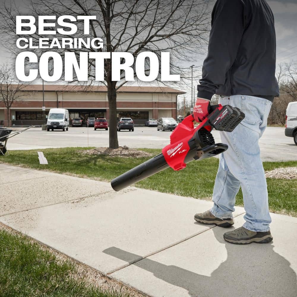 Milwaukee M18 FUEL Dual Battery 145 MPH 600 CFM 18V Brushless Cordless Battery Powered Blower w/(2) 8.0 Ah FORGE Battery, Charger 2824-20-48-59-1888